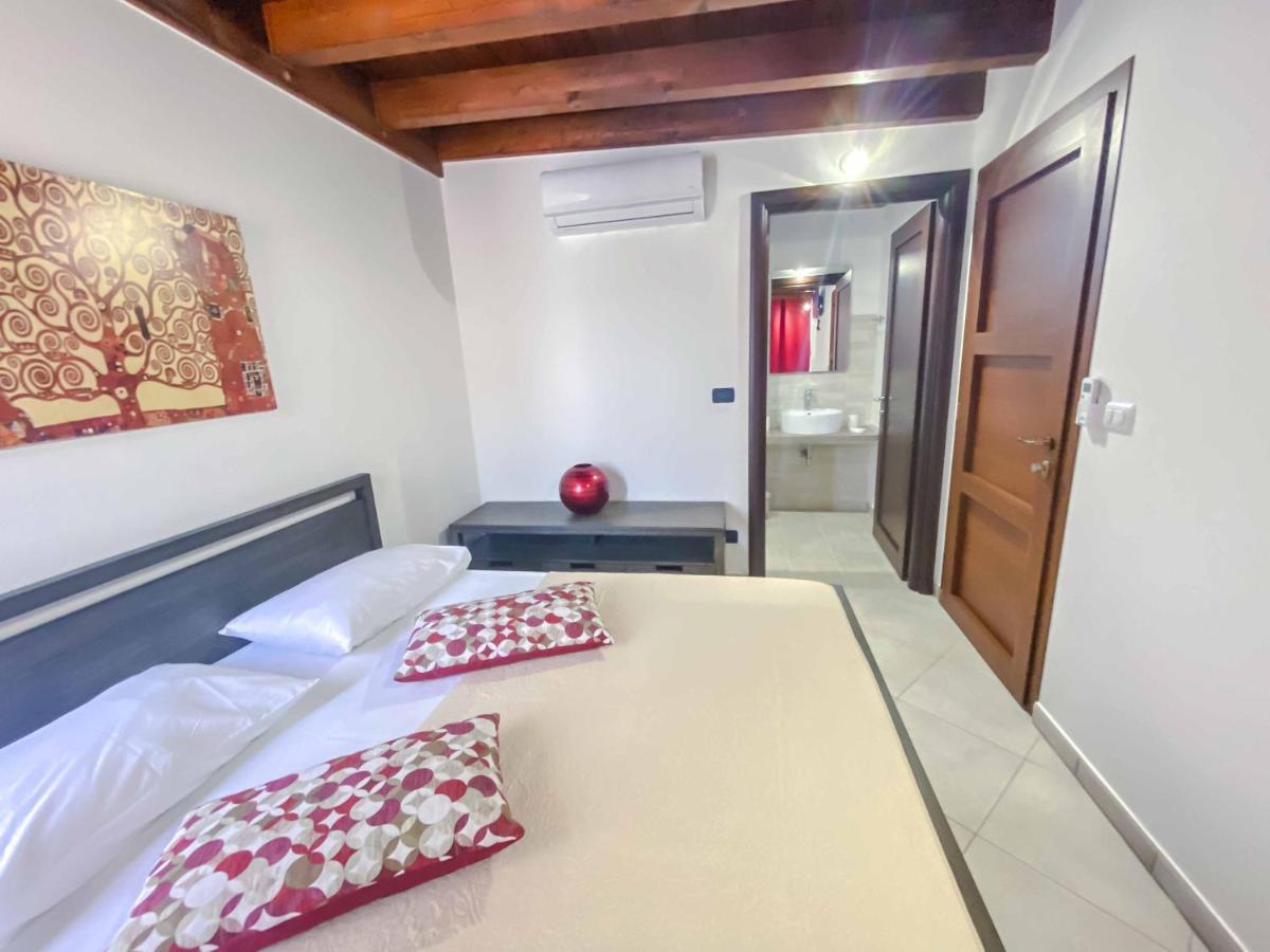 Aparthotel Cortellenica 托雷圣乔万尼乌 外观 照片